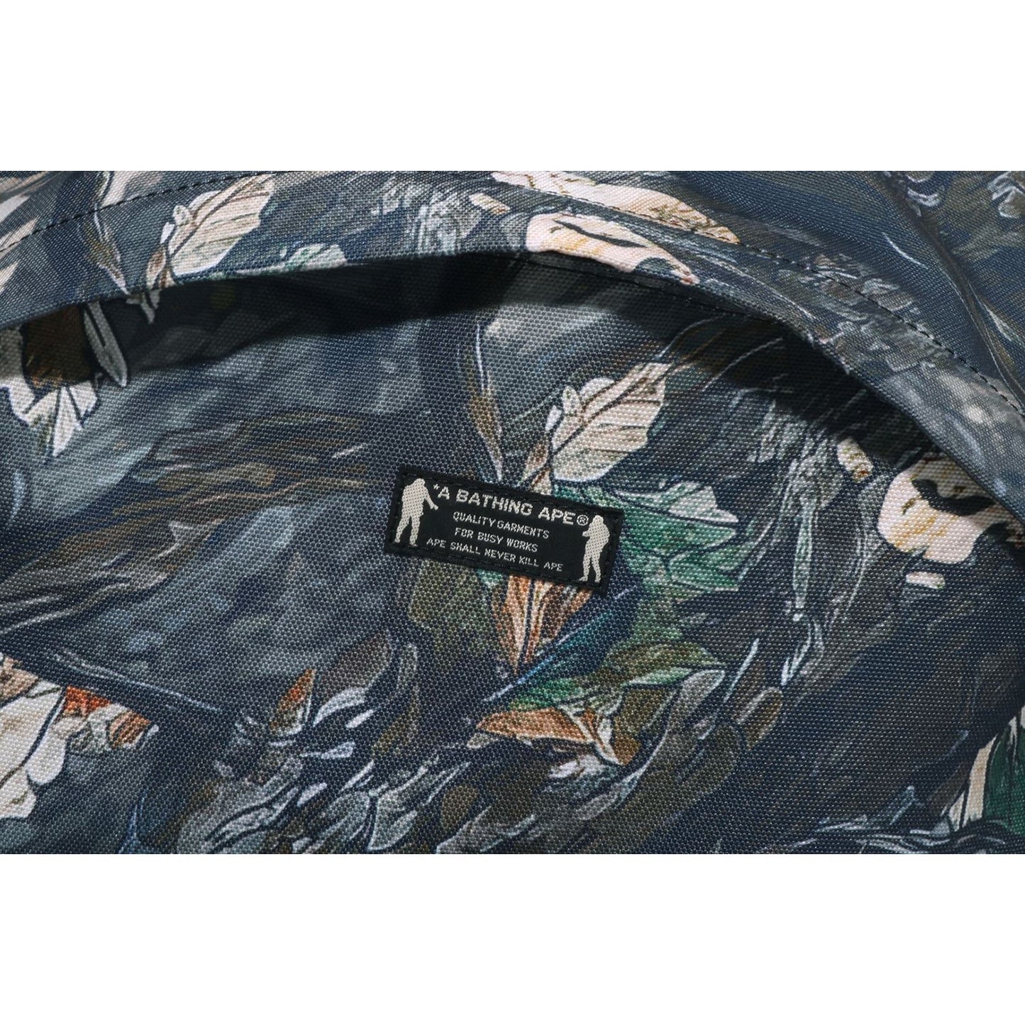 BAPE HERREN-TASCHENRUCKSACK „TREE EDGE CAMO“