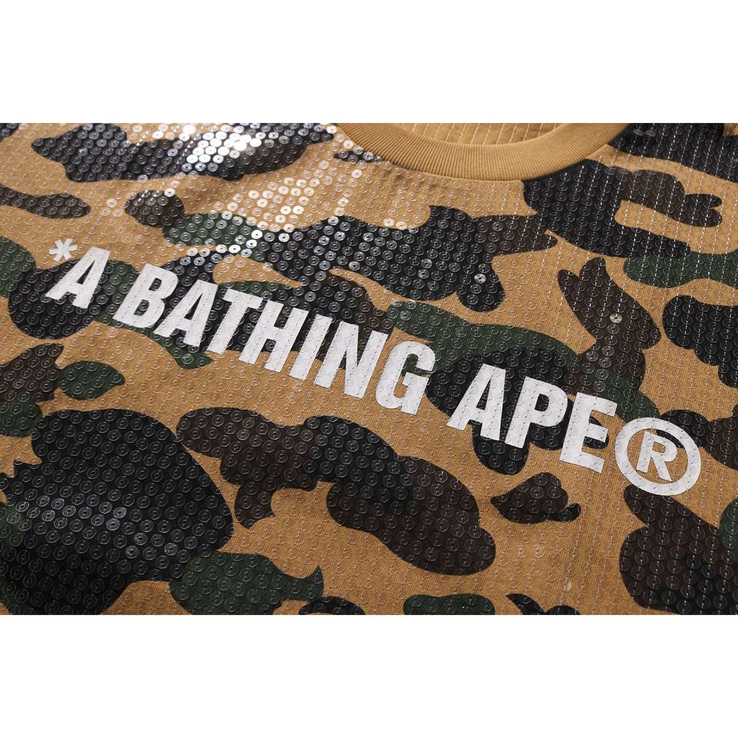 T-shirt décontracté à paillettes avec logo camouflage pour homme