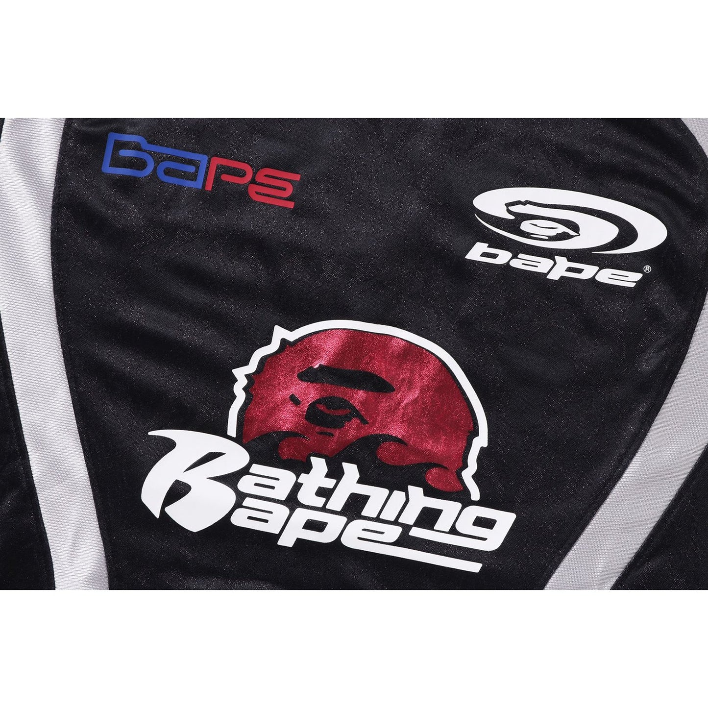 Herren-Fußballtrikot mit Flammenmuster und mehreren Logos, lockere Passform