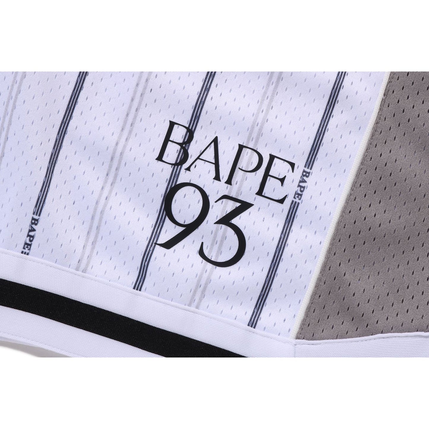MEHRERE LOGO-WENDESHORTS MIT LOCKERER PASSFORM FÜR HERREN