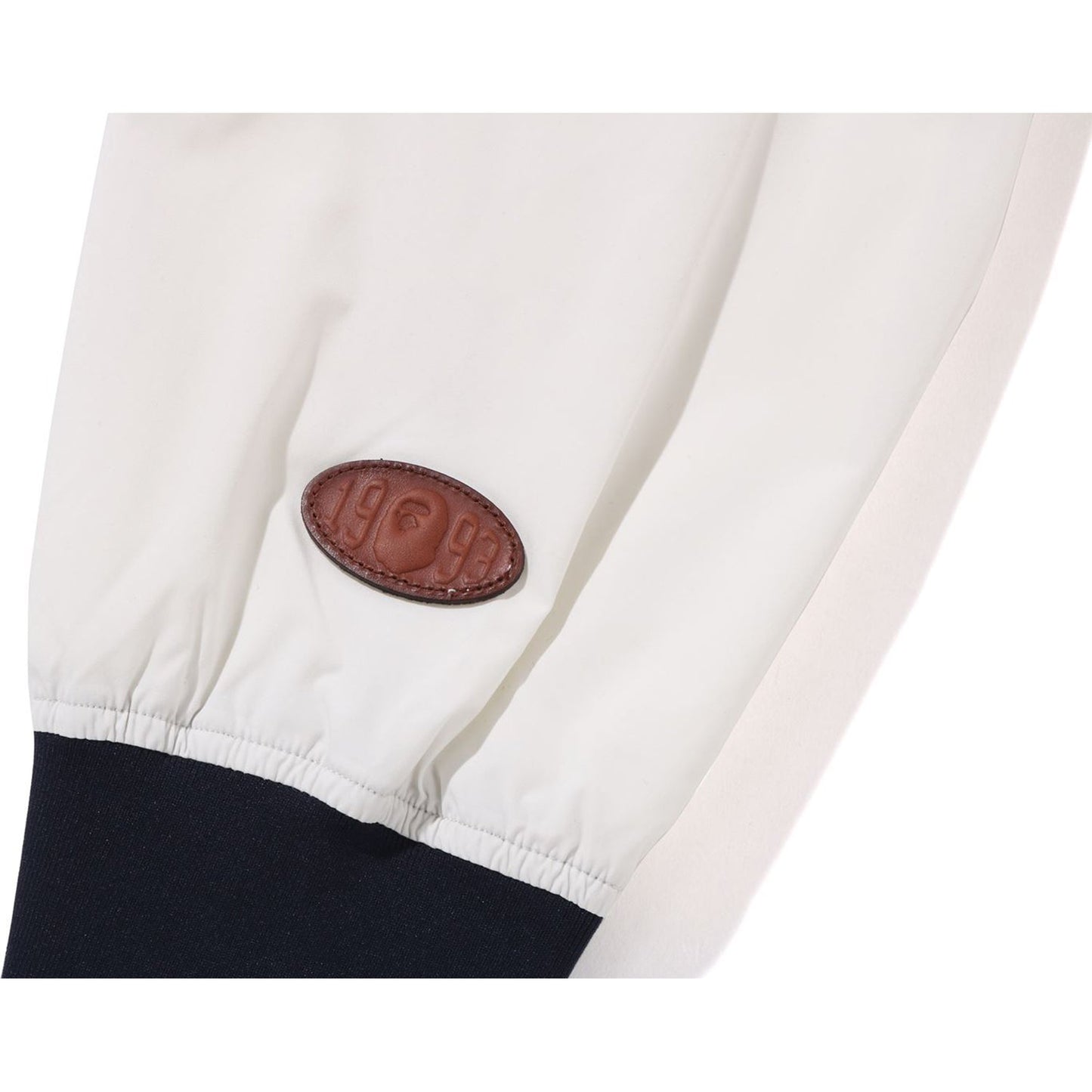 PULL MULTI-LOGO COUPE DÉCONTRACTÉE HOMME