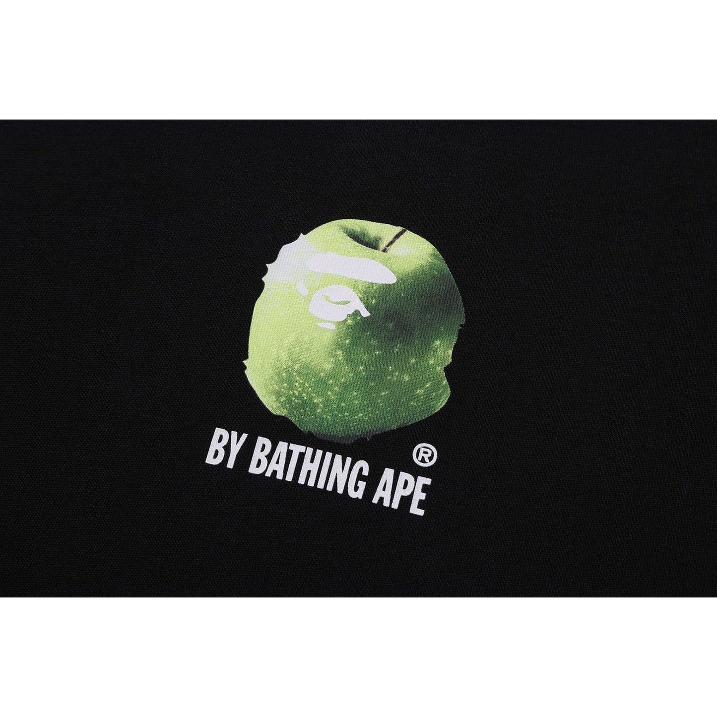 Apple Graphic von Bathing Ape Relaxed Fit T-Shirt für Herren