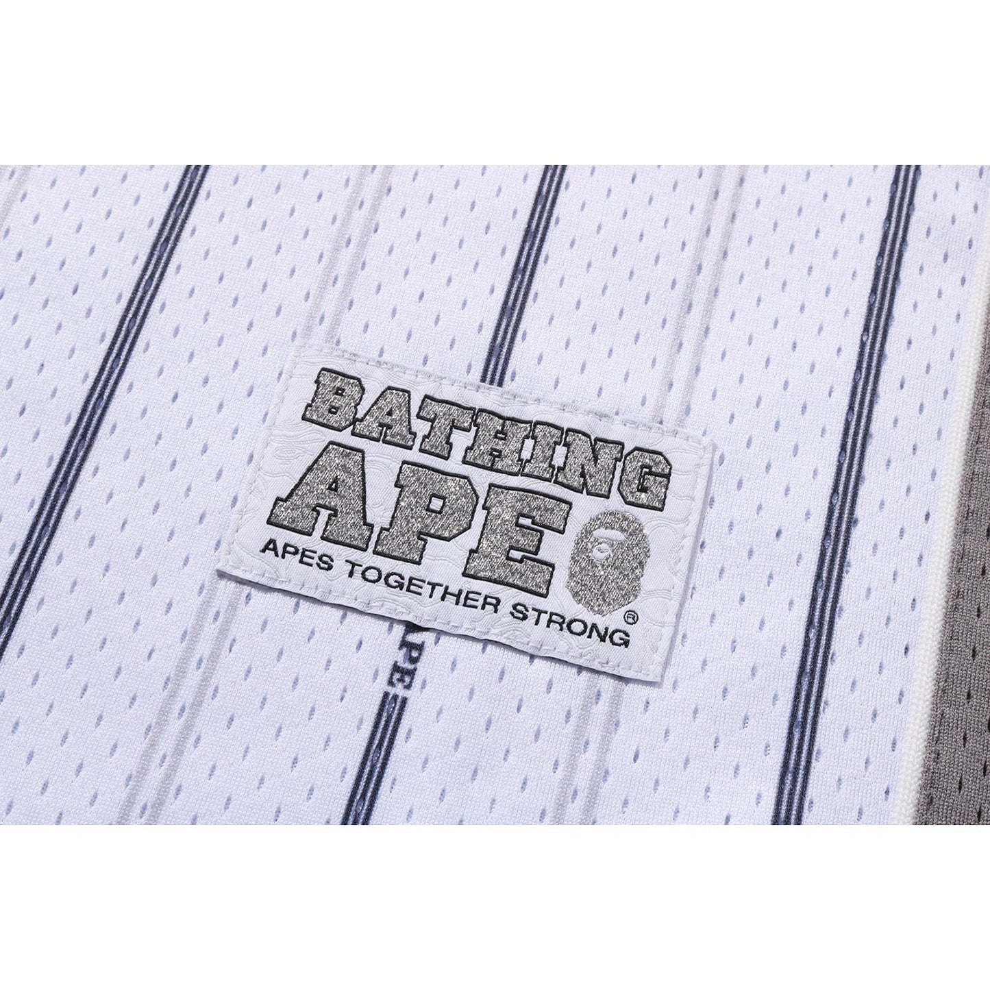 WENDBARES MULTI-LOGO-TANKTOP FÜR HERREN