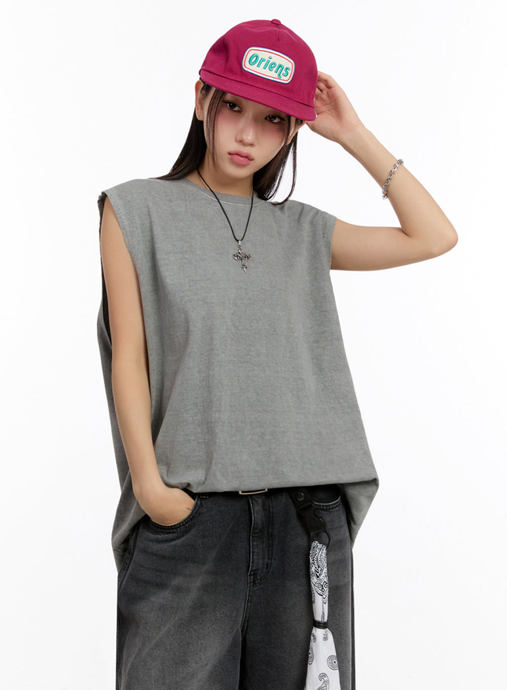 Embroidered Graphic Hat IU509