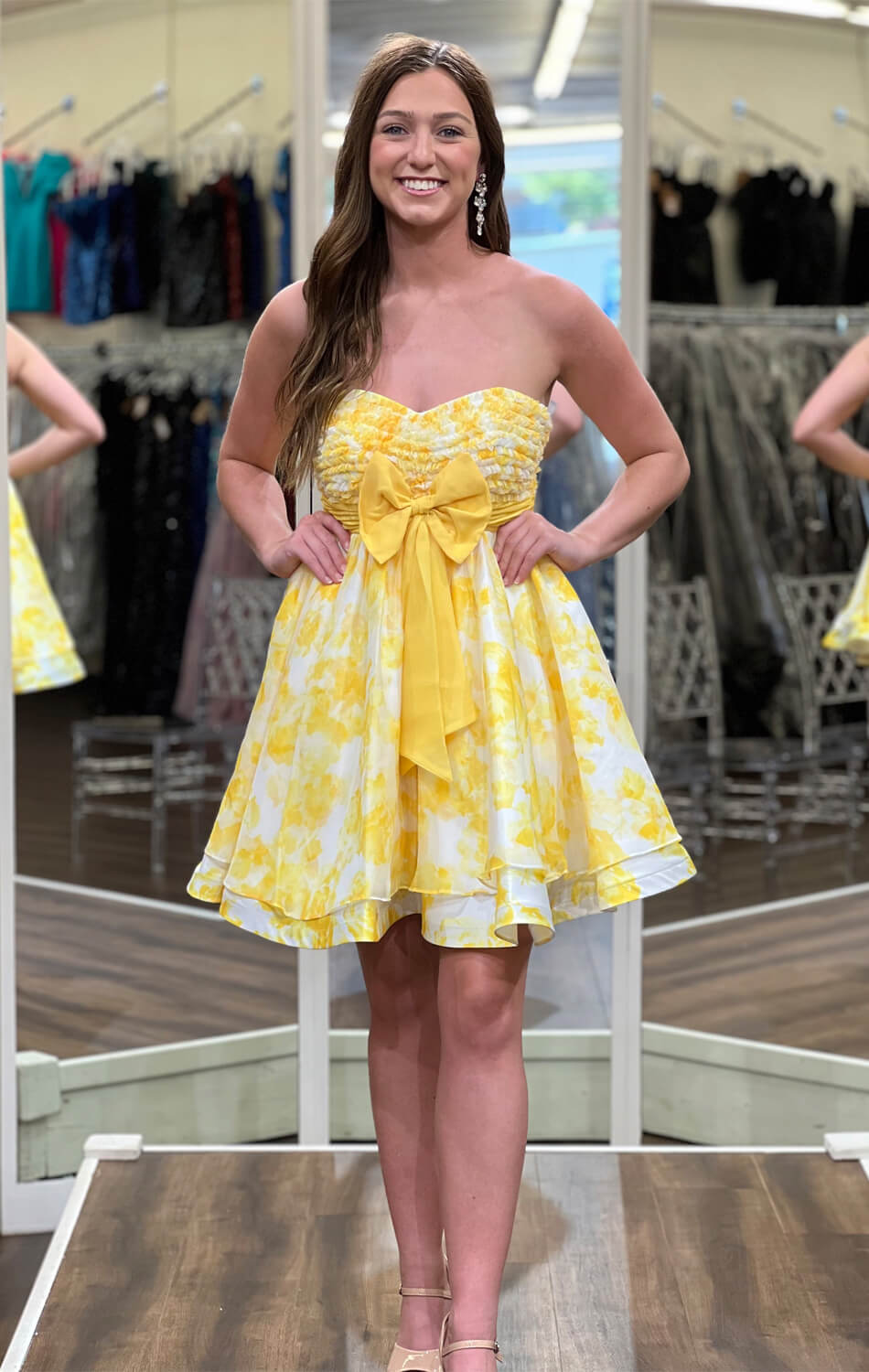 29209 - Ava Presley - Floral Strapless Mini Dress