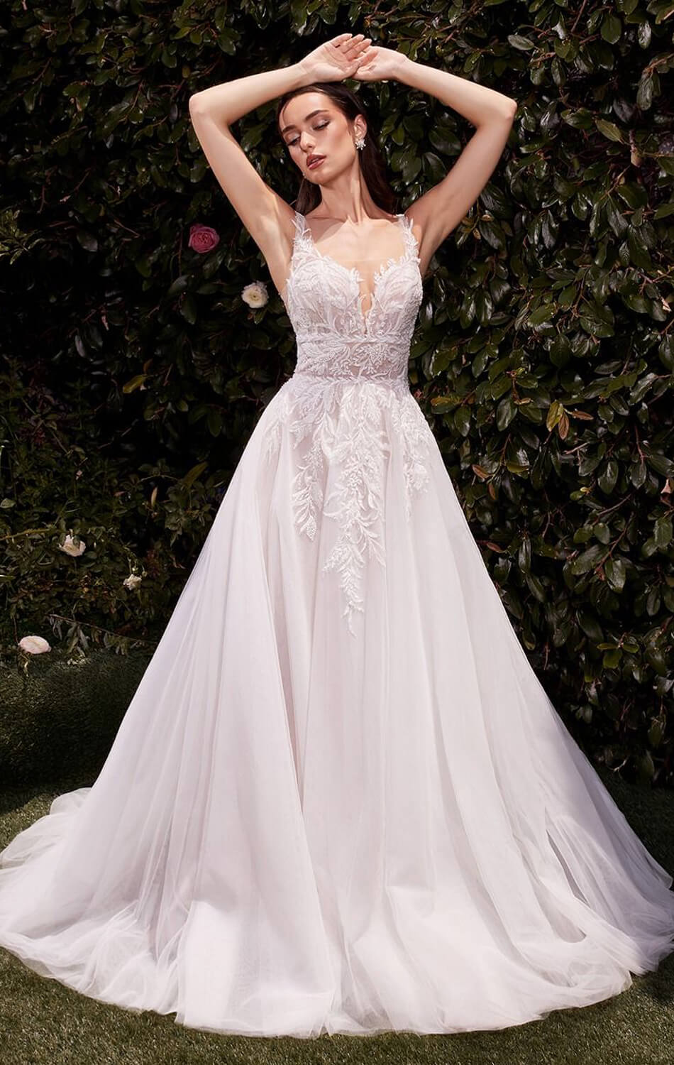ROBE VICTOIRE - ROBE DE BAL DE MARIÉE EN DENTELLE ET TULLE