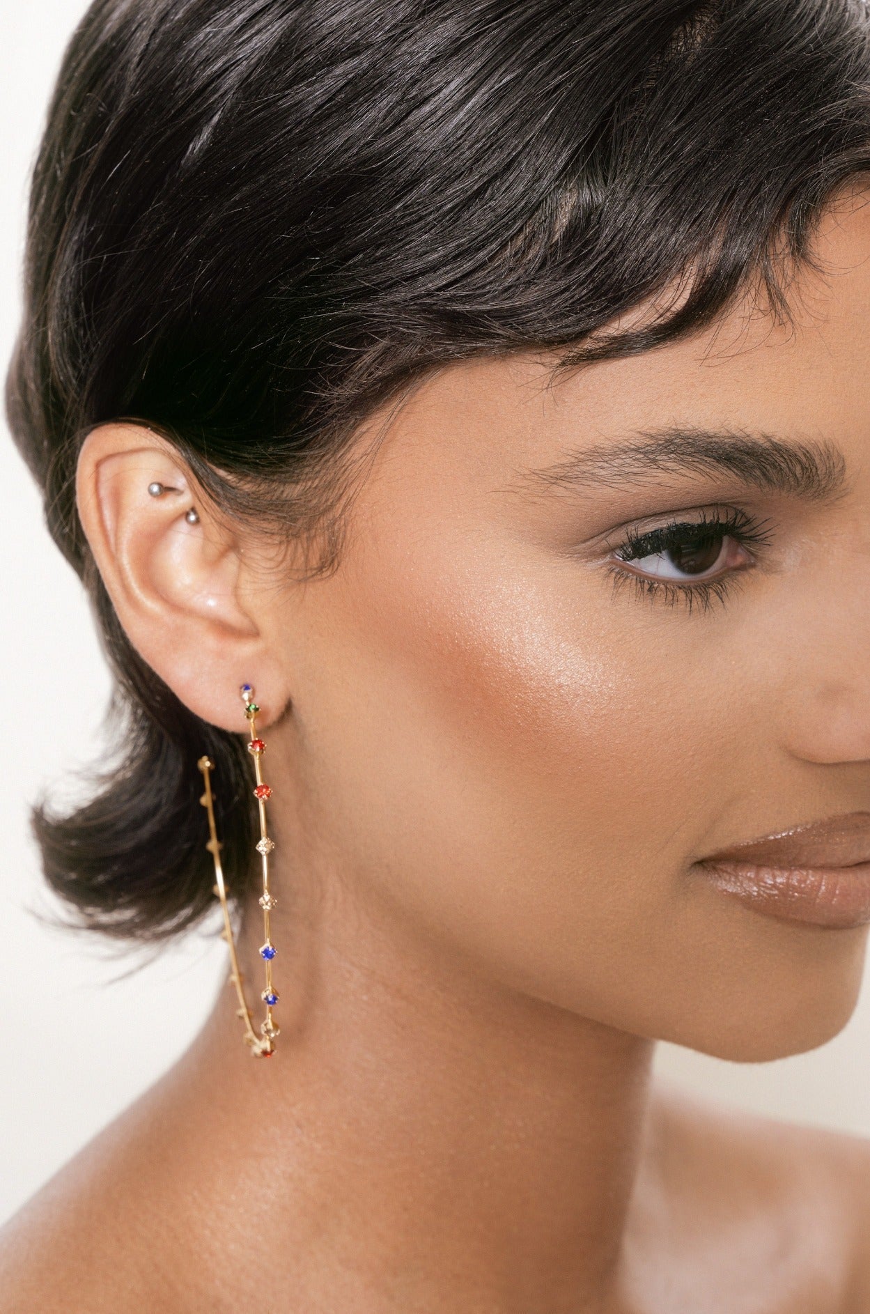 Einfache Spark Crystal Creolen