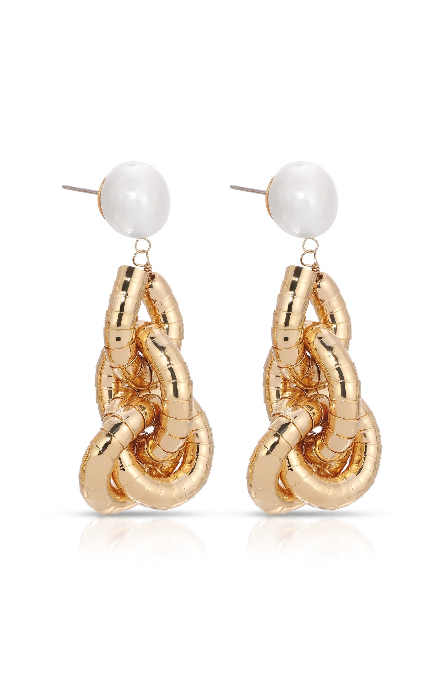 Boucles d'oreilles pendantes en or liquide et perles