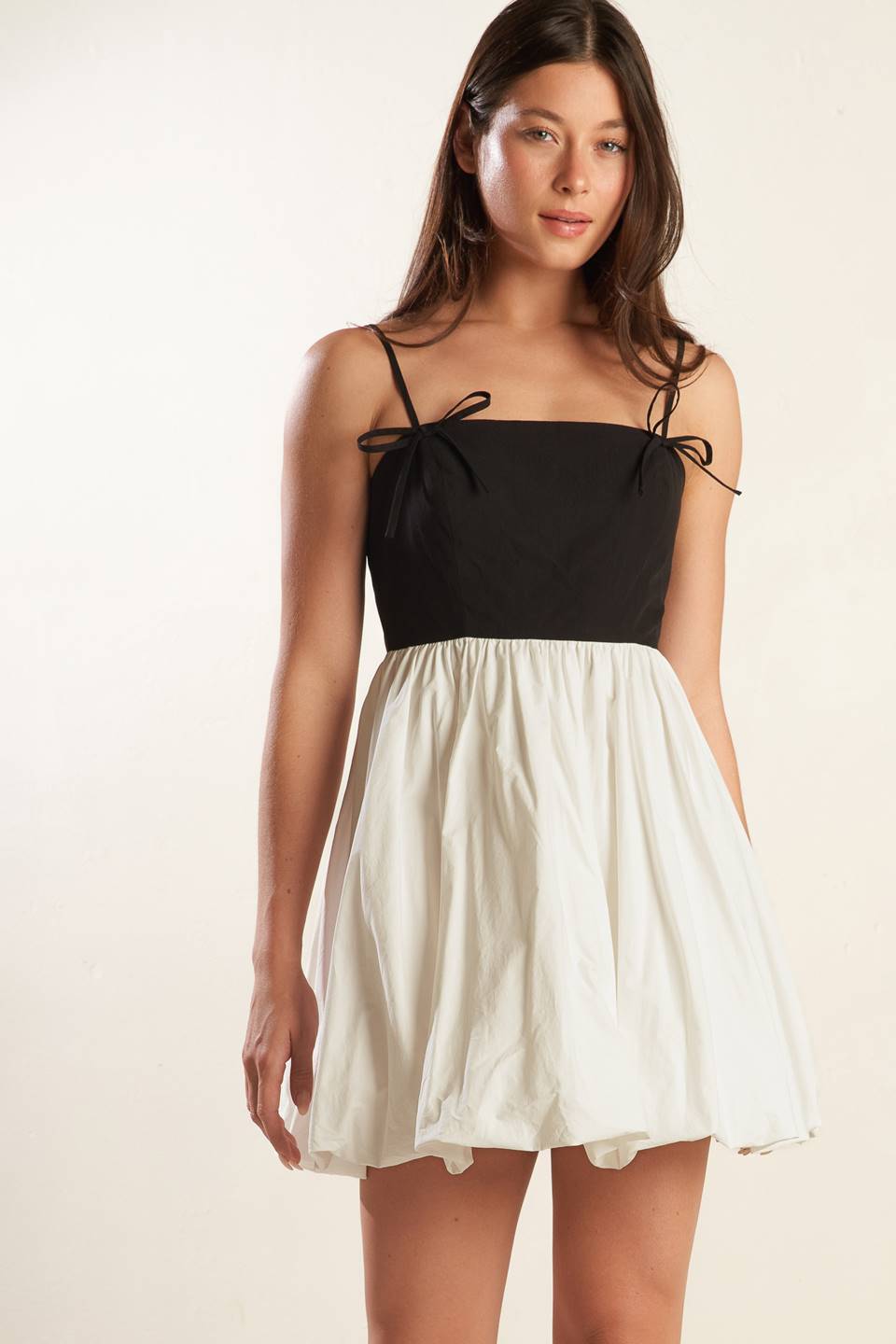 SLAY ALL DAY - MINI ROBE NOIRE ET BLANCHE