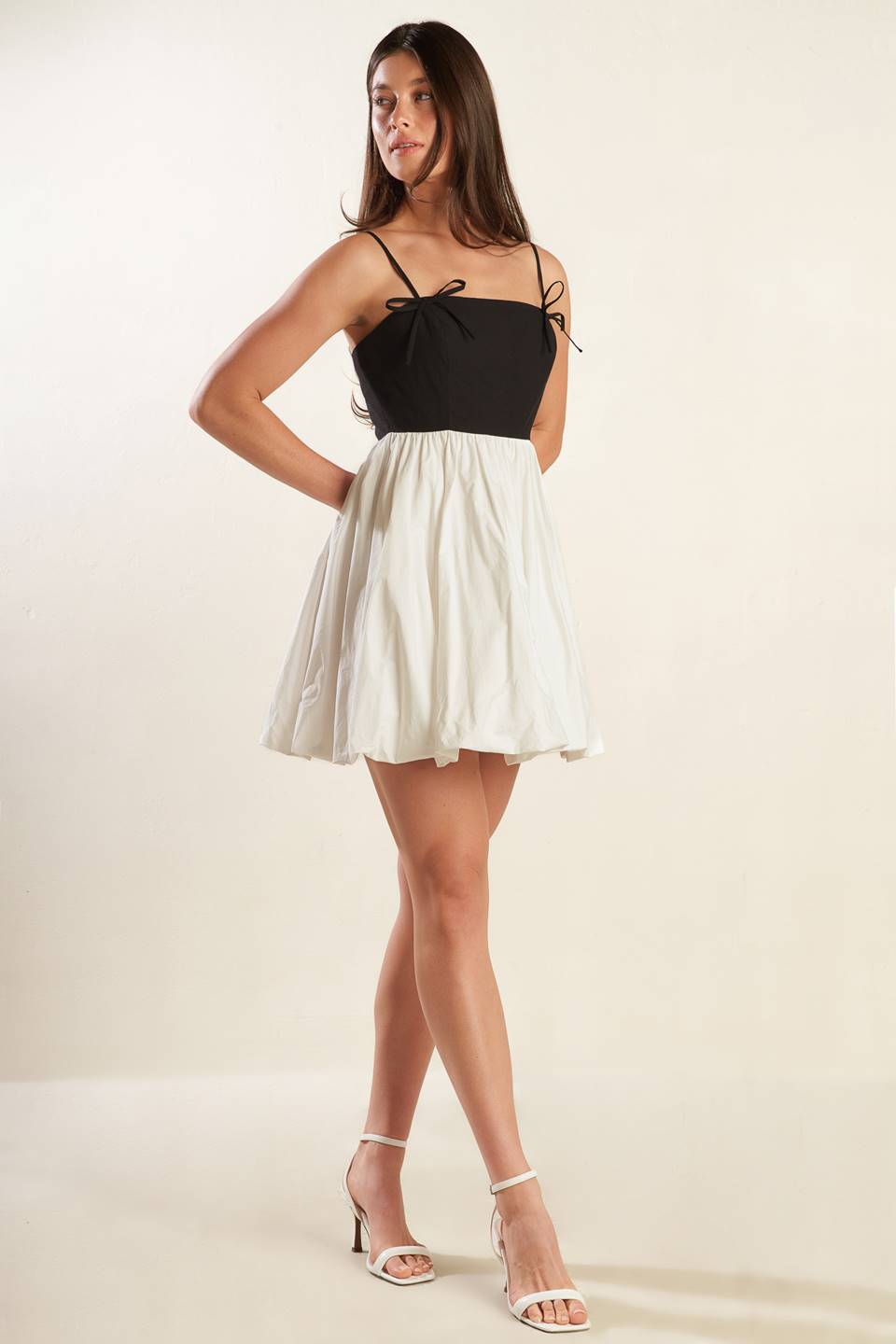 SLAY ALL DAY - MINI ROBE NOIRE ET BLANCHE