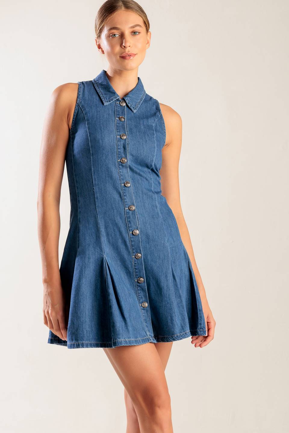 WO ICH SEIN WILL – MINIKLEID AUS DENIM