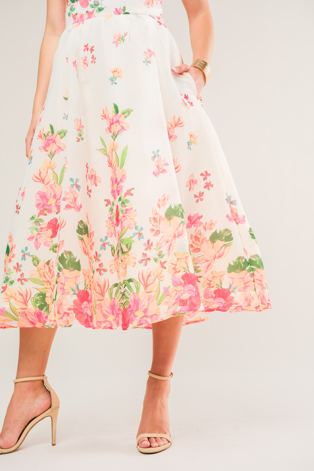 BRUNCH BOUQUET - STRAPLESS FLORAL MIDI DRESS