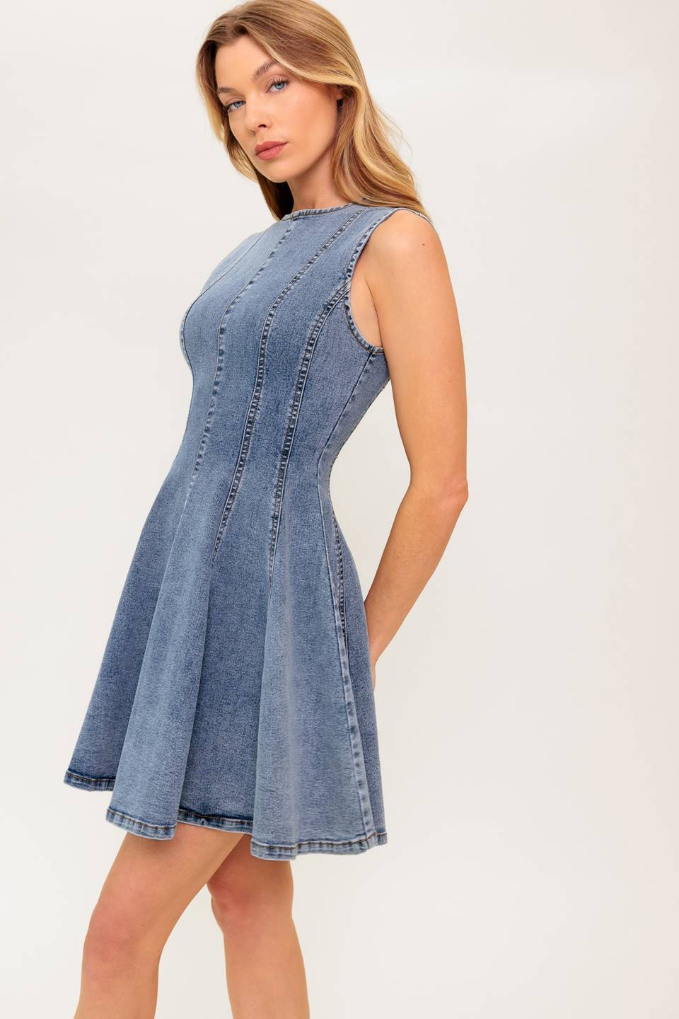 IM MOMENT ERFANGEN – ACID – DENIM-MINIKLEID
