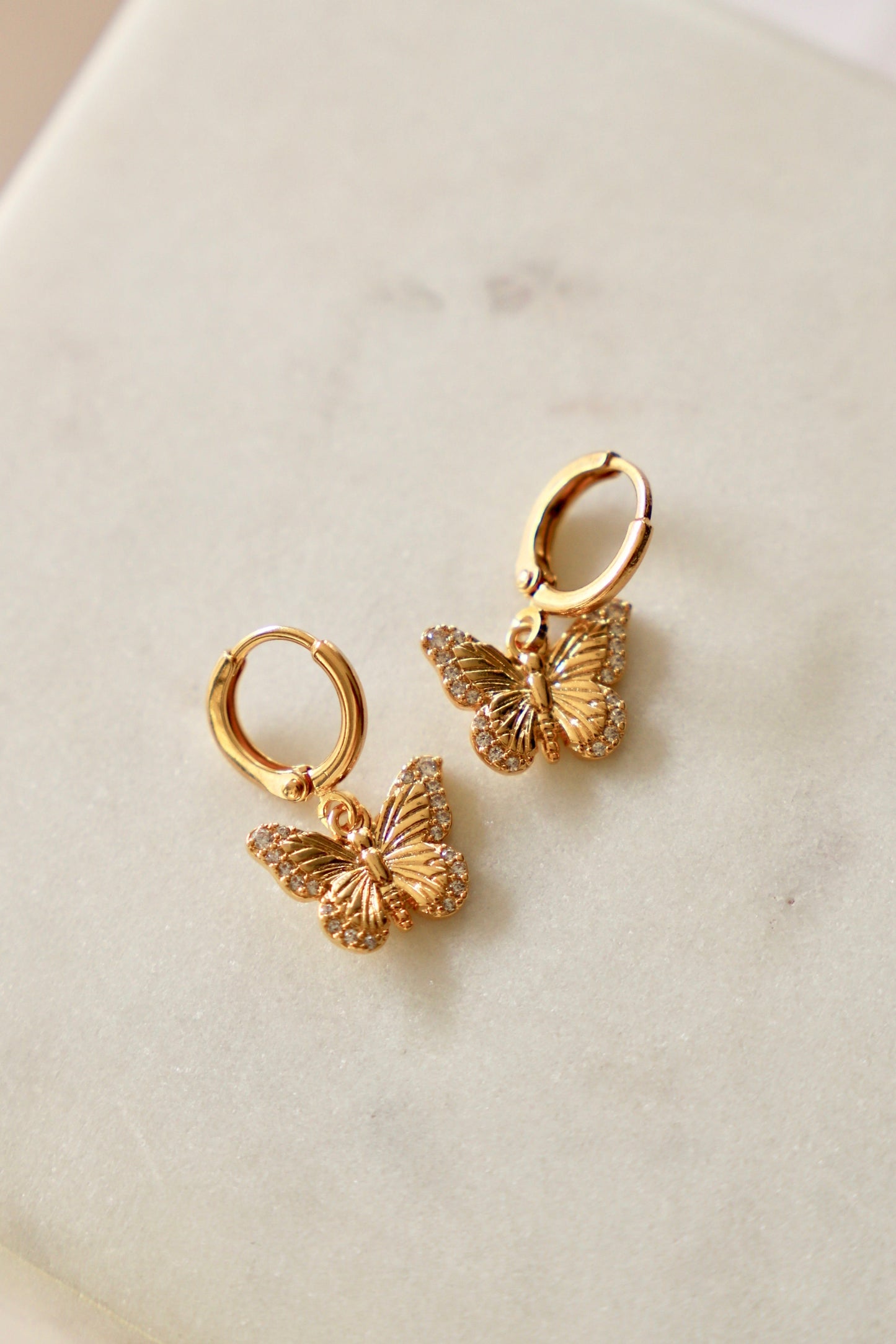 BUTTERFLY HUGGIE HOOP EARRINGS
