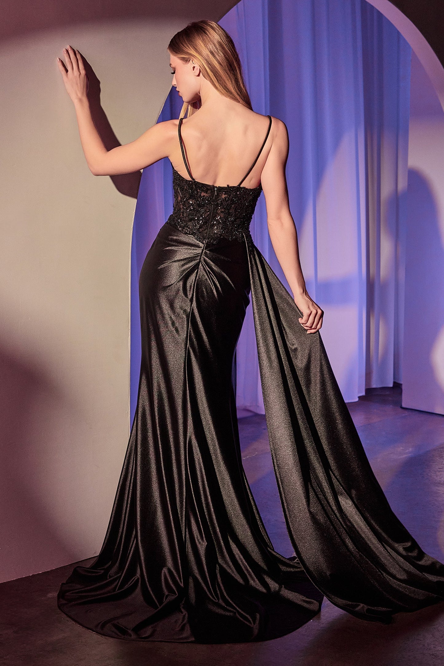 Robe Reynolds - Robe ajustée plissée en satin