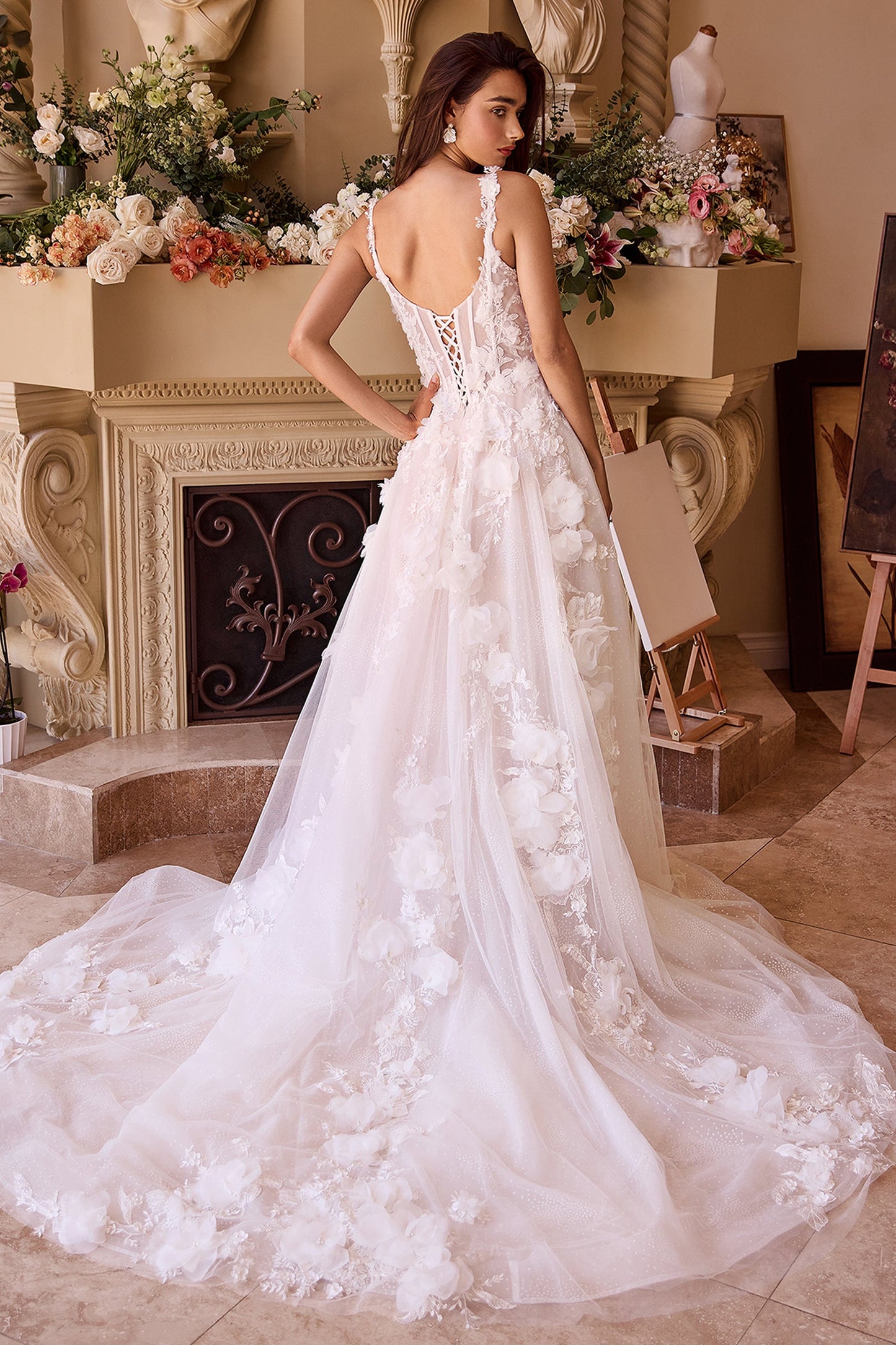 WL045 - Robe de mariée trapèze en tulle à appliques florales complexes - Andrea & Leo