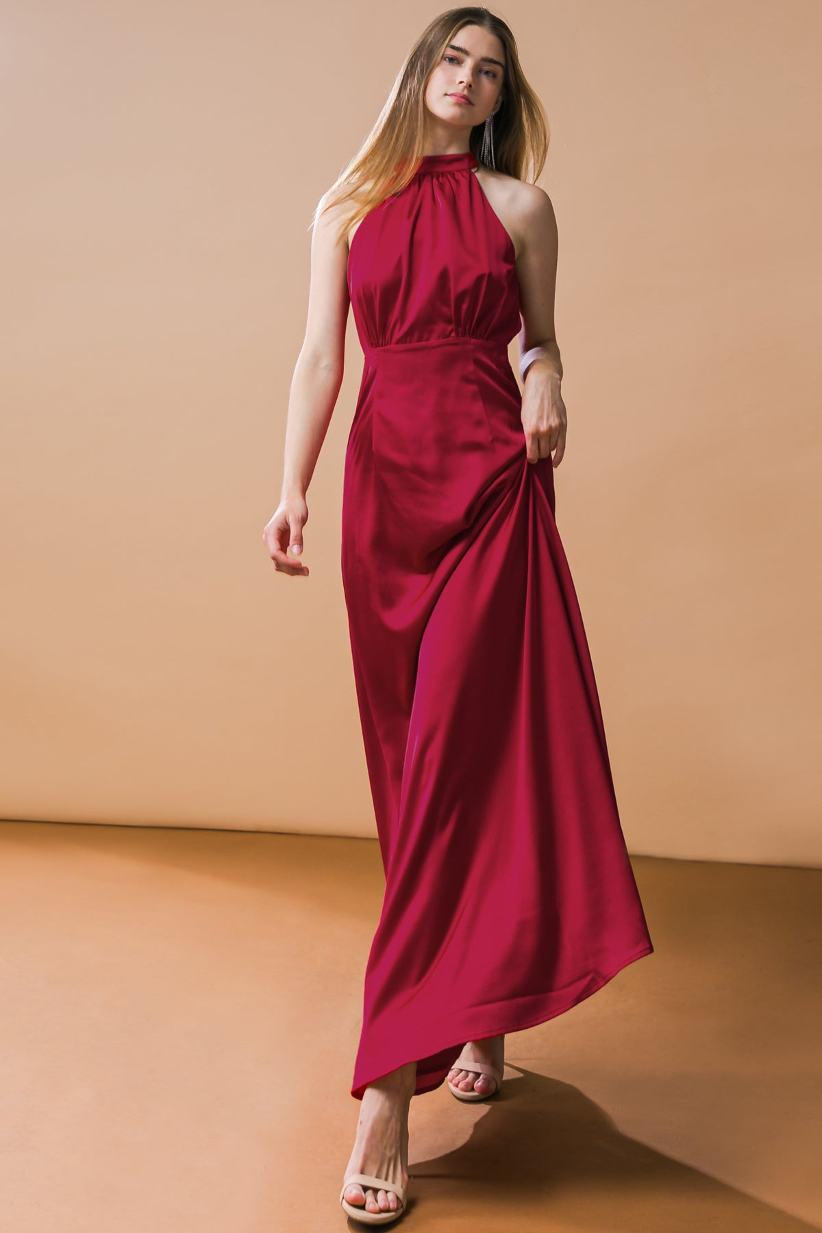 LOOKBOOK FAVORITE - HALTER MAXI DRESS
