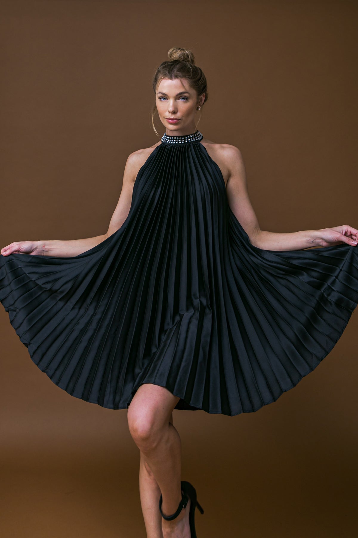 FIESTA FRIDAY - PLEATED MINI DRESS WITH HALTER NECK