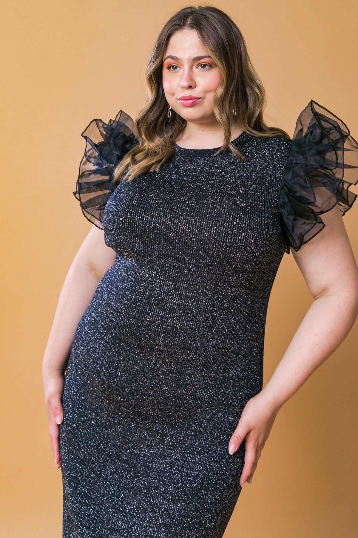 CECI EST VOTRE SIGNE – ROBE MIDI EN MAILLE MÉTALLIQUE
