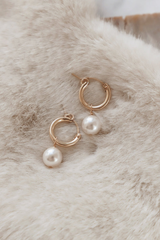 AUDREY PEARL HOOP EARRINGS