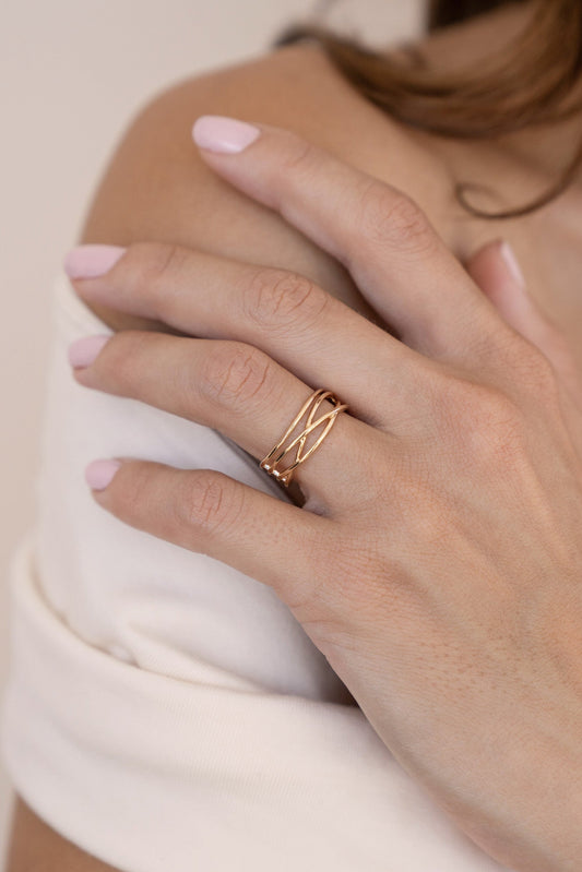 Easy Twists Ring