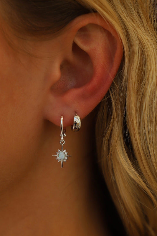 SILBERNE OPALITE-STERN-HUGGIES