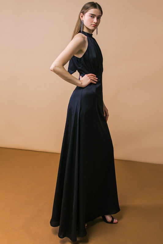 LOOKBOOK FAVORITE - HALTER MAXI DRESS