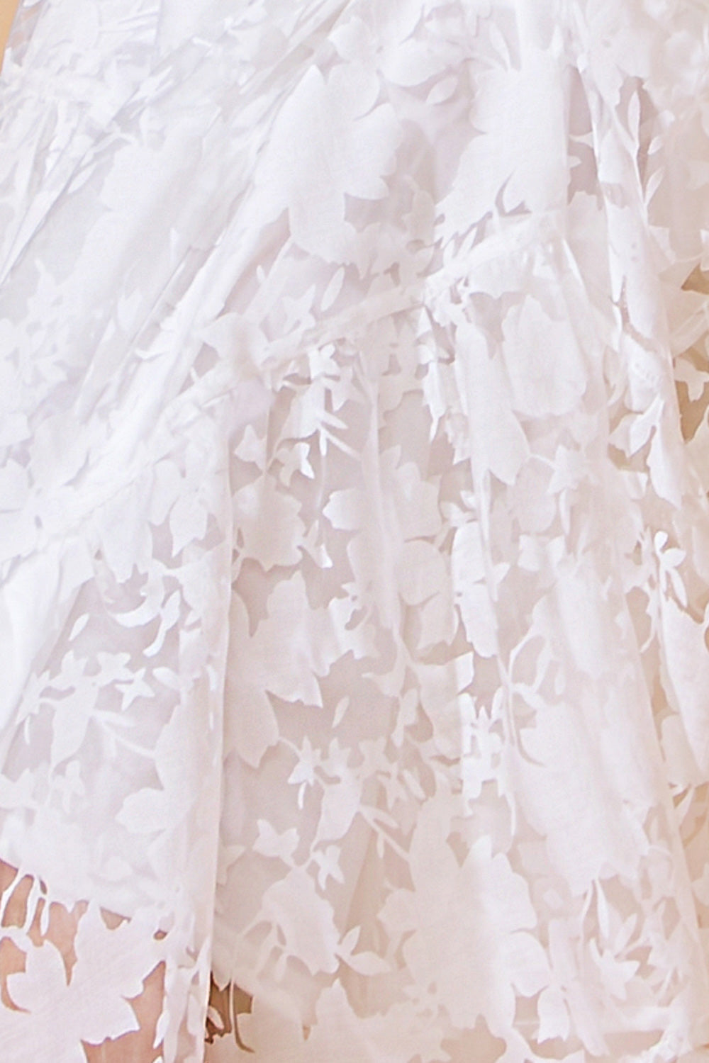 LOVE IN YOUR EYES WHITE MIDI DRESS